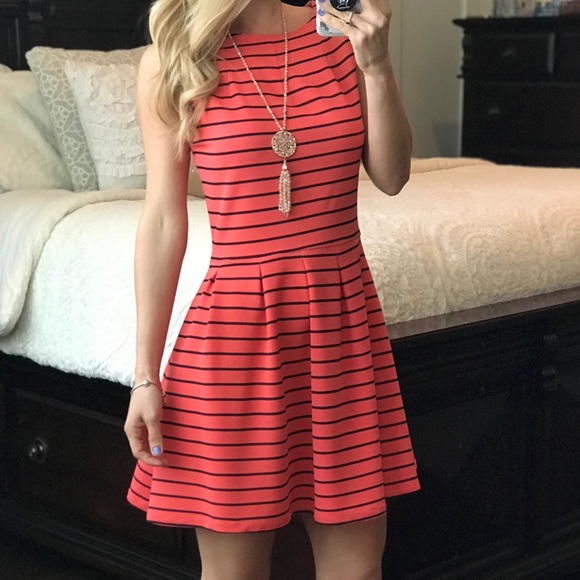 Mossimo Supply Co. Dresses & Skirts - Mossimo Dress With Pockets || Like New